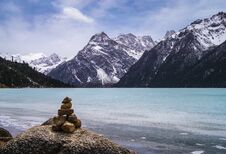 Frozen Lake In Tibet Stock Images