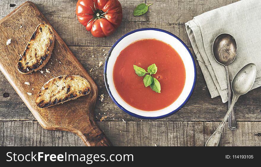 Tomato soup with fried bread