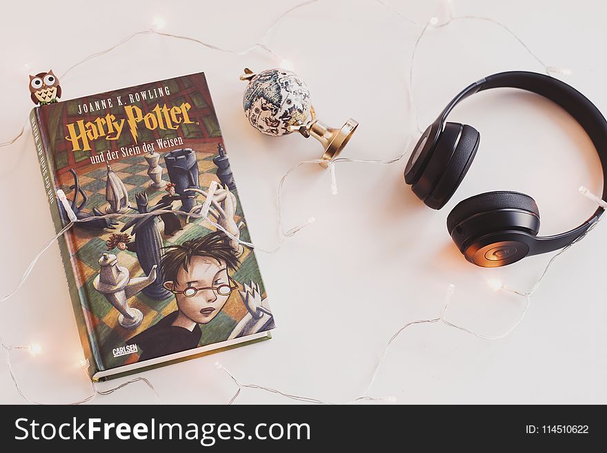 Harry Potter Book And Black Headphones With Trinket