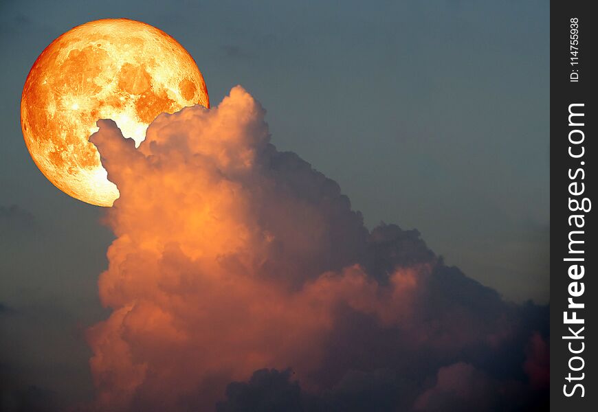 Super Full Moon Heap Cloud Evening Sunset