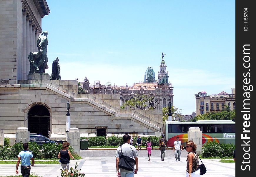 A view of the Havana Capitol entrance. The Ballet and Opera Theater behind. A view of the Havana Capitol entrance. The Ballet and Opera Theater behind.