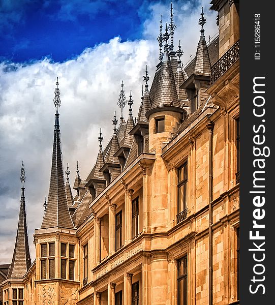 Sky, Château, Landmark, Classical Architecture