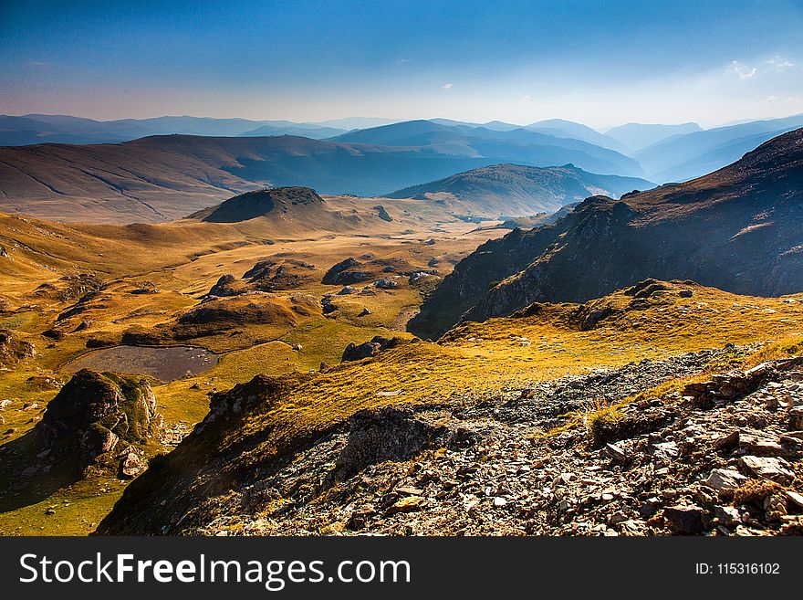Highland, Mountainous Landforms, Sky, Mountain