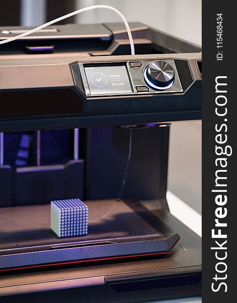 A desktop 3d printer in the laboratory for prints a structure from a polymer