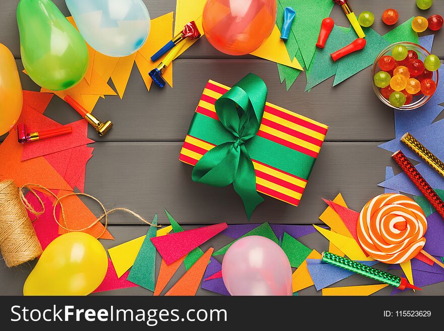 DIY holiday background, birthday party decorations