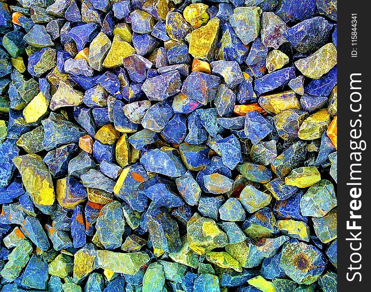 Gray and Yellow Gravel Stones