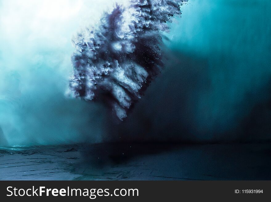 Freezed Motion Powder Exploding