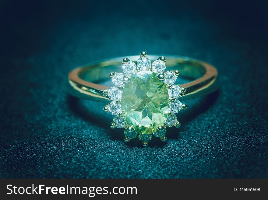 Gold ring with peridot