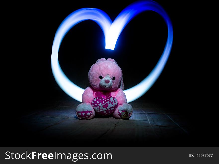 Pink Bear Plush Toy With Heart Draw-lighting Photography Effect