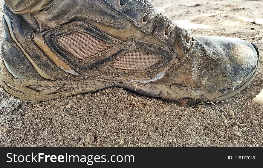 Footwear, Shoe, Outdoor Shoe, Soil