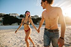 Happy Couple In Love On Beach Summer Vacation Royalty Free Stock Image Happy Couple In Love On Beach Summer Vacation Royalty Free Stock Image