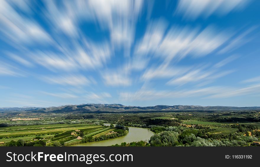 Sky, Daytime, Field, Cloud