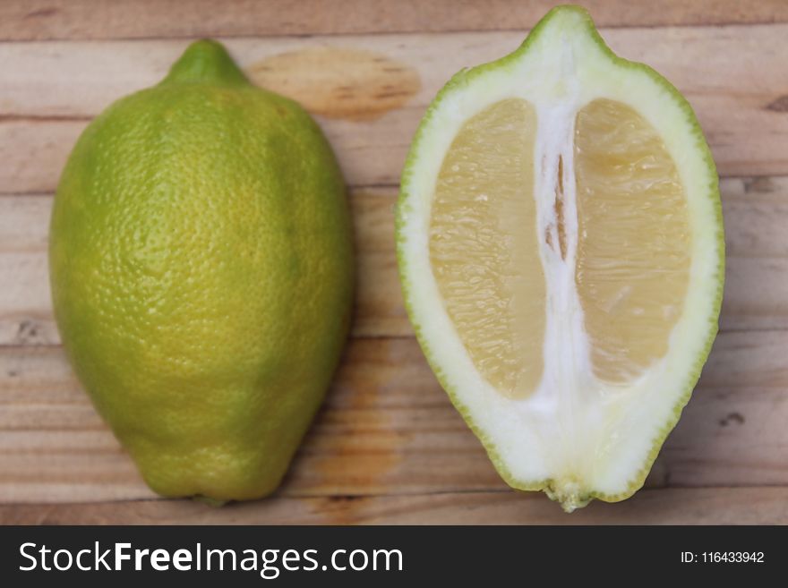 Sliced Citrus Fruit