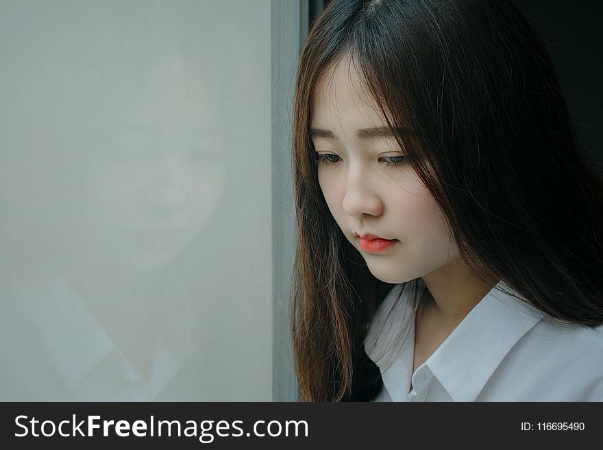 Close-up Photography Of Woman