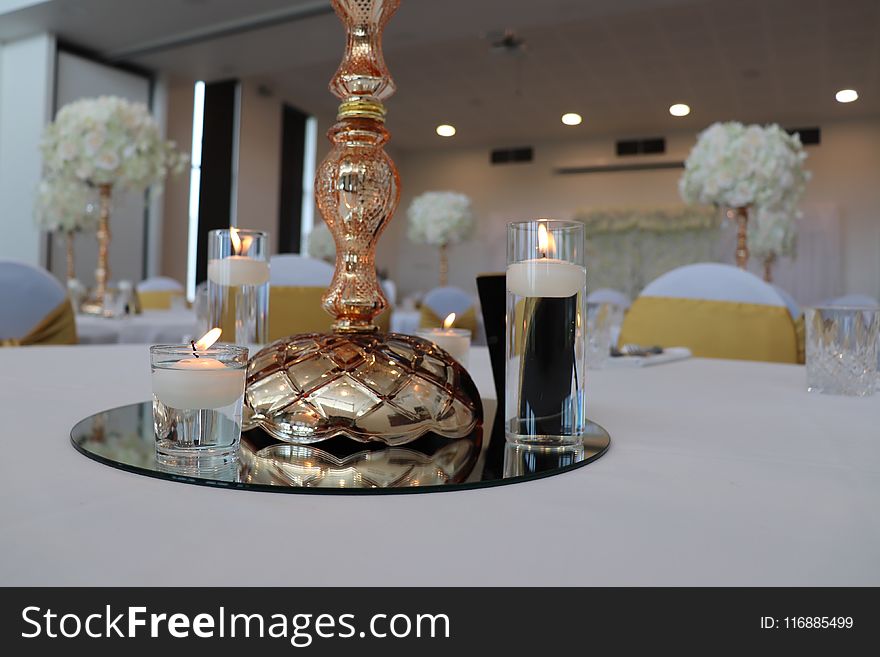 Tableware, Centrepiece, Table, Glass