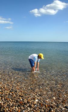Boy Paddling Royalty Free Stock Photo Boy Paddling Royalty Free Stock Photo