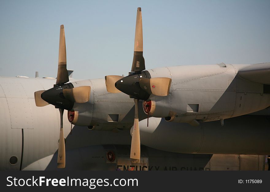 Military Aircraft Cargo Plane Engine Blades