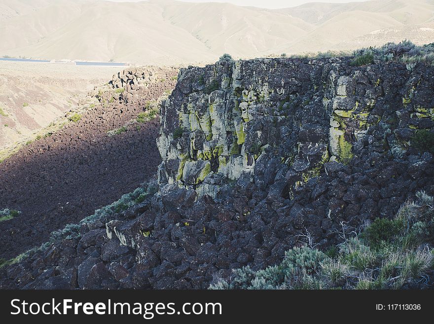 Gray And Black Stone Cliff