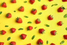 Flat Lay Composition With With Tasty Ripe Strawberries Stock Photography