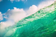 Crystal Green Wave In Ocean. Breaking Wave And Evening Light Royalty Free Stock Photos