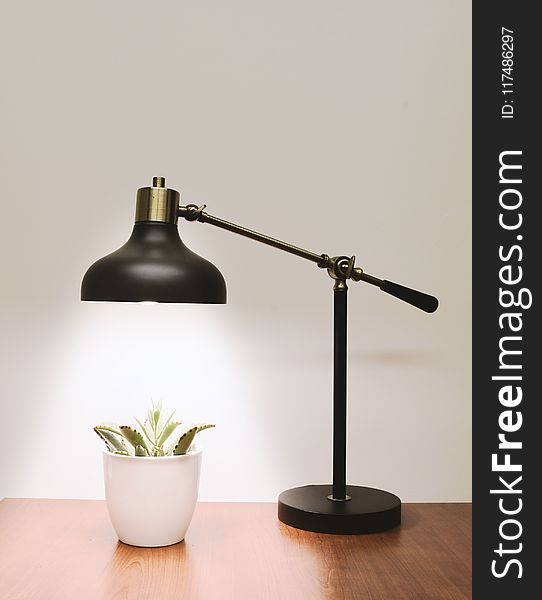 Black Metal Desk Lamp