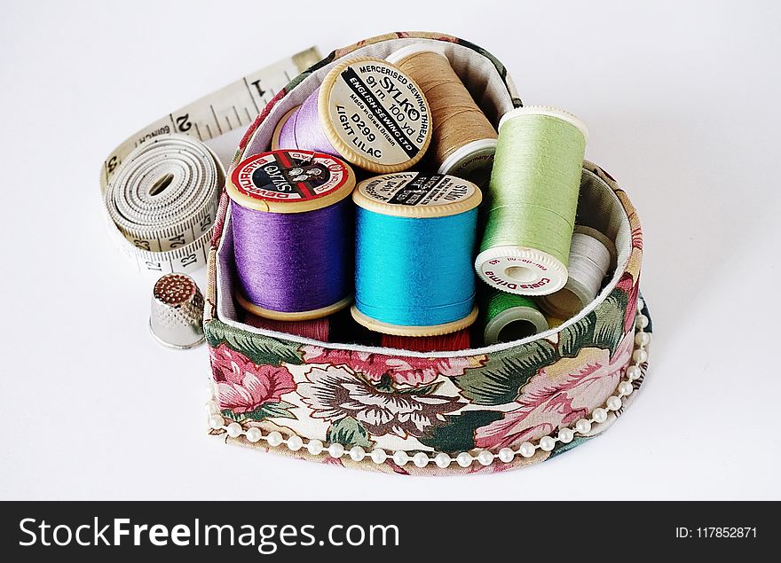 Assorted-color Threads With Case
