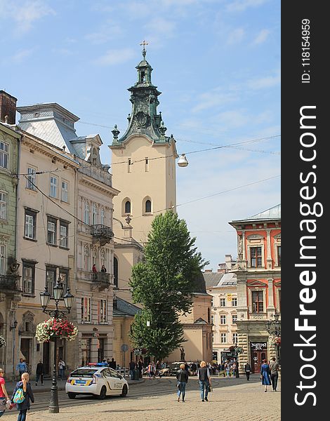 Town, Sky, Town Square, Landmark