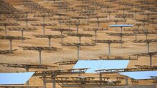 Alternative Energy, Solar Batteries In The Desert Stock Images Alternative Energy, Solar Batteries In The Desert Stock Images