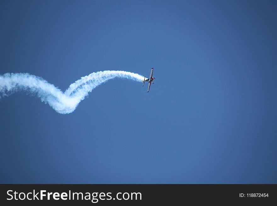 Sky, Blue, Daytime, Atmosphere