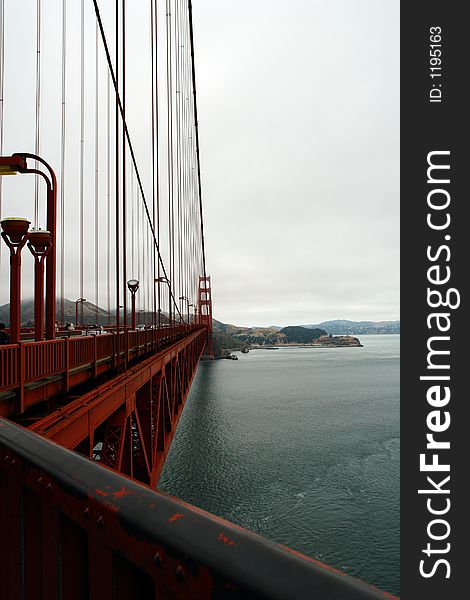 Golde Gate Bridge Detail