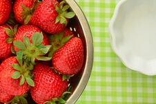 Strawberries Closeup Shot From Overhead Royalty Free Stock Images