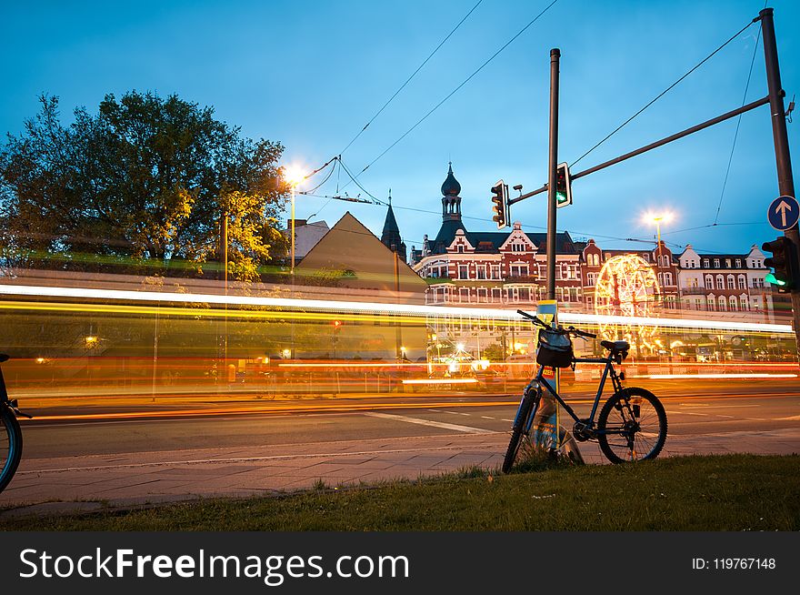 Sky, Landmark, Yellow, Urban Area