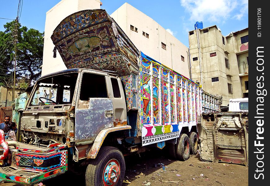 Phool Patti, Truck Art in Pakistan