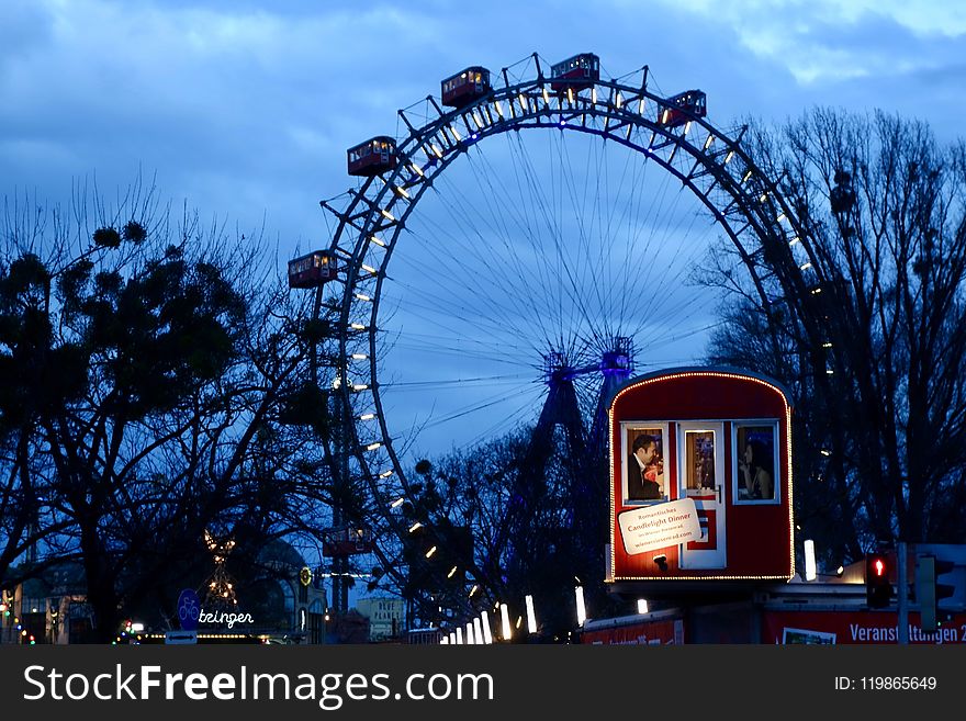 Ferris Wheel, Tourist Attraction, Sky, Amusement Park