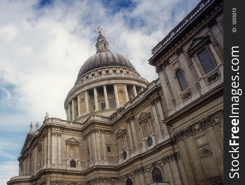 St Paul Cathedral London, this image shows the expansive dome. St Paul Cathedral London, this image shows the expansive dome