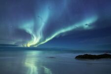 Northen Light Above Ocean In The Norway Royalty Free Stock Photography
