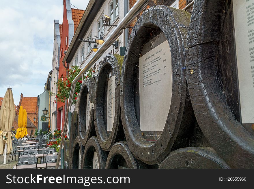 Historic Site, Building, Facade, Vehicle