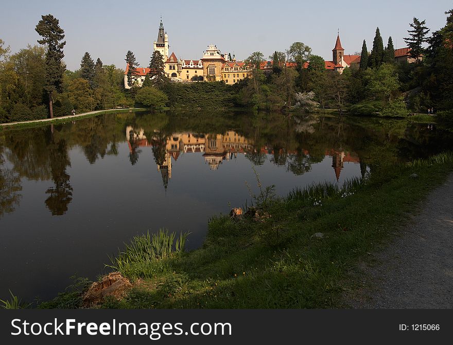 Pruhonice, castle pond, spring 2006