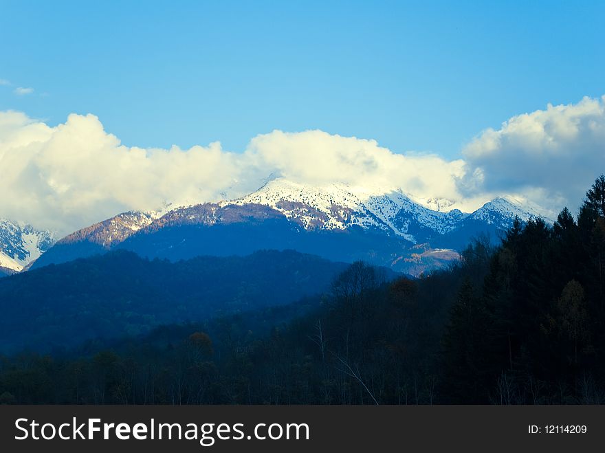 Alpes under the clouds