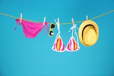 Free Beautiful Bikini, Hat And Sunglasses Stock Image - 121160281