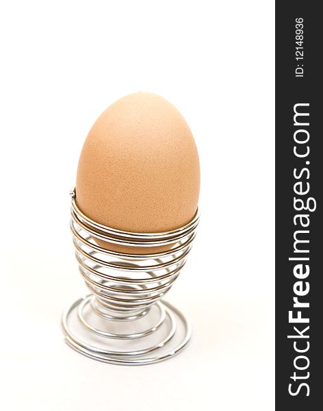 Egg placed on spiral support