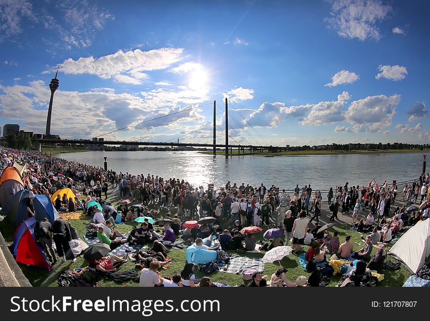 Water, Crowd, Waterway, Sky