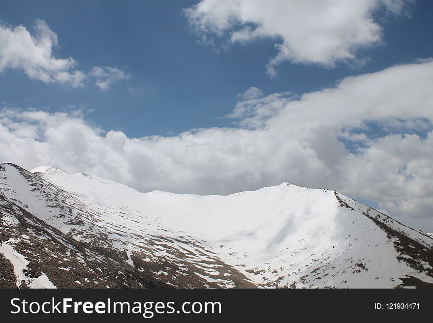 Sky, Cloud, Mountainous Landforms, Ridge