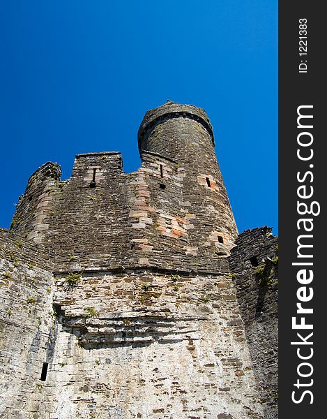 A watchtower of conway castle,
conway,
wales,
united kingdom. A watchtower of conway castle,
conway,
wales,
united kingdom.