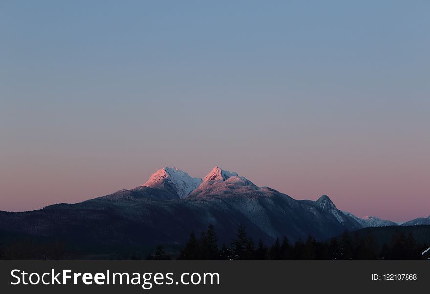 Sky, Mountain Range, Mountainous Landforms, Mountain