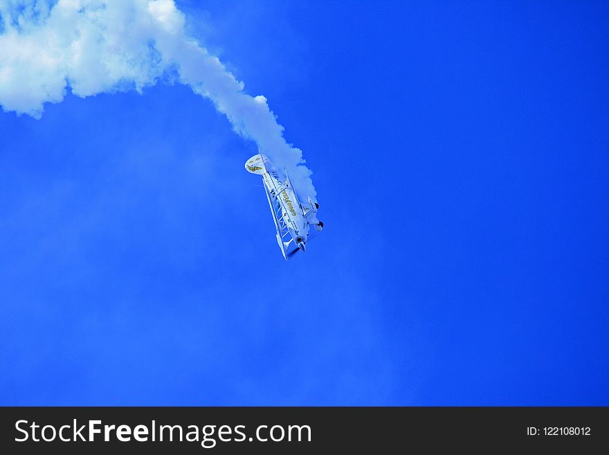Sky, Daytime, Atmosphere, Air Show
