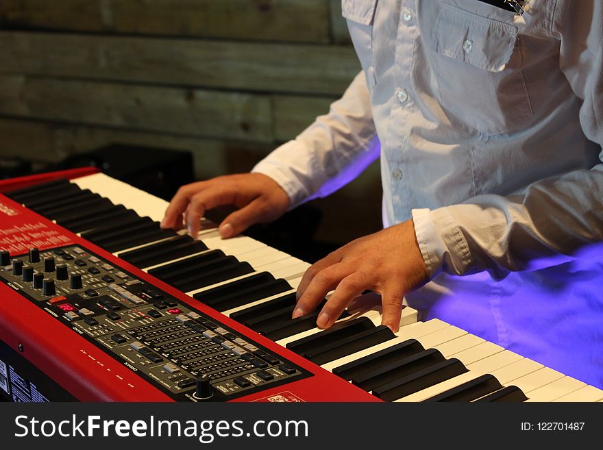Piano, Musical Instrument, Keyboard, Keyboard Player