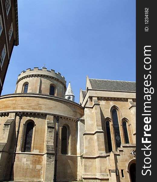 This is the knights temple church as made famous by Dan Browns Novel the Da Vinci Code. This is the knights temple church as made famous by Dan Browns Novel the Da Vinci Code.