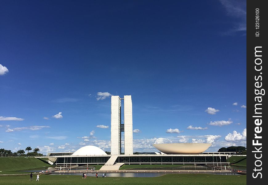 Sky, Landmark, Daytime, Structure