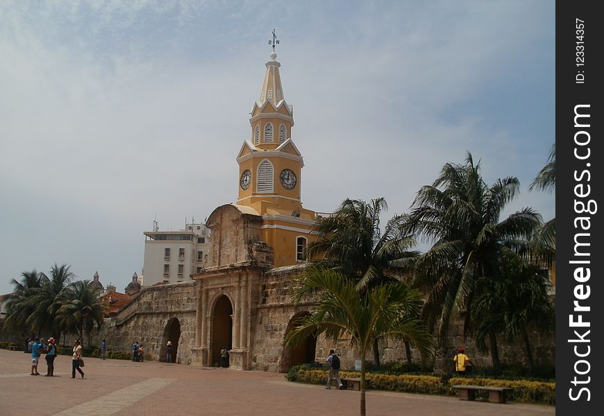 Historic Site, Plaza, Tourist Attraction, Building